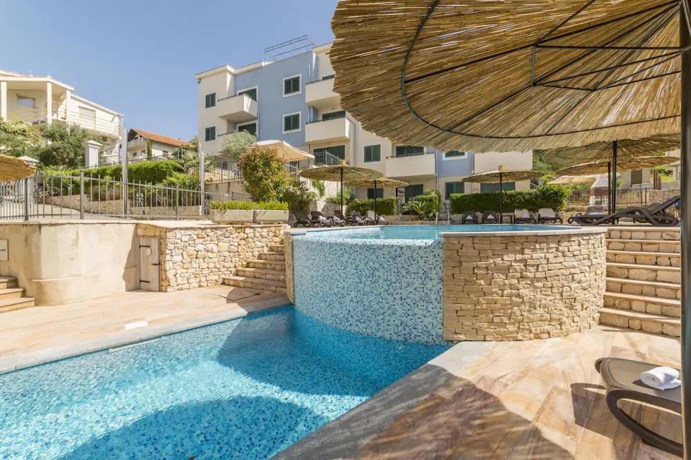 Apartment Relax Villa Salena Slatine Exterior foto