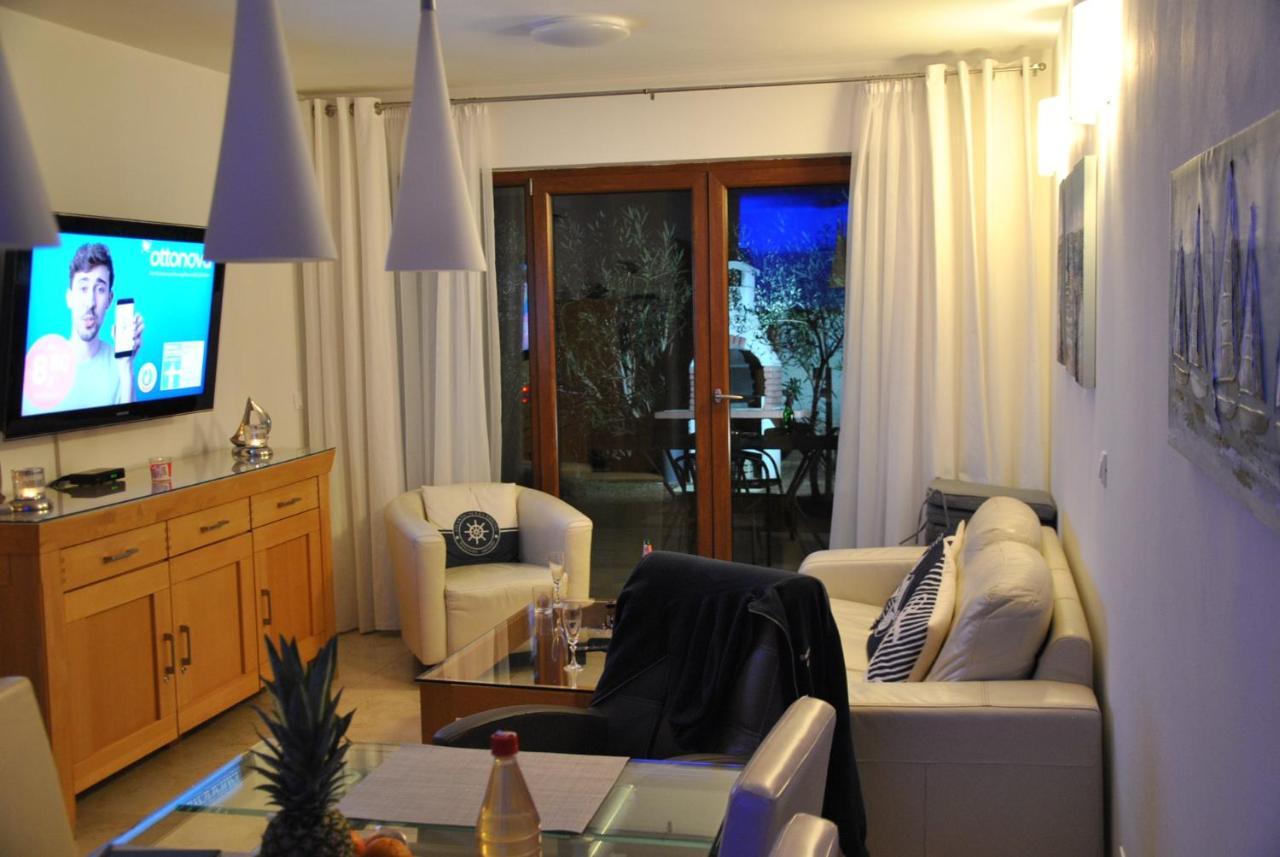 Apartment Relax Villa Salena Slatine Exterior foto