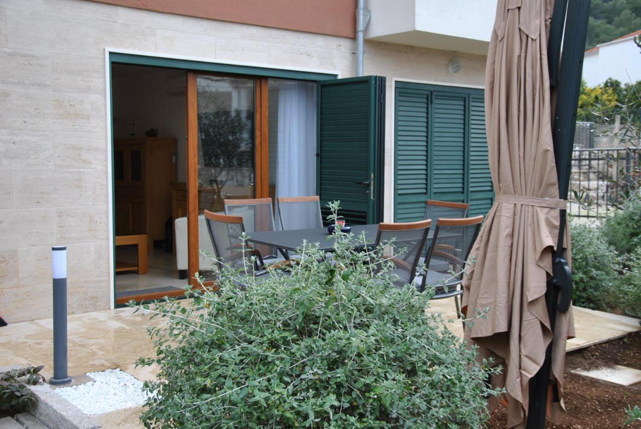 Apartment Relax Villa Salena Slatine Exterior foto