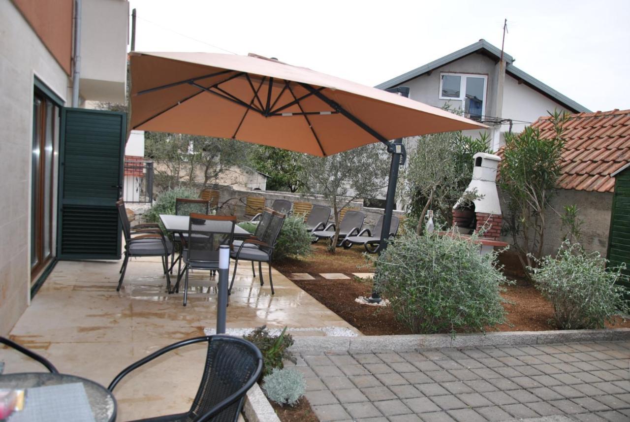 Apartment Relax Villa Salena Slatine Exterior foto