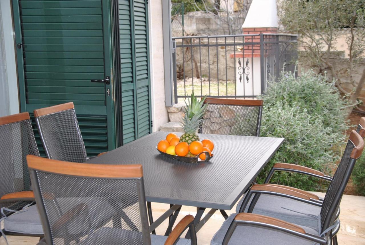 Apartment Relax Villa Salena Slatine Exterior foto