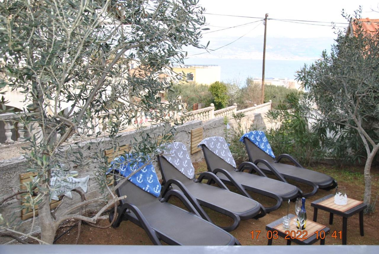Apartment Relax Villa Salena Slatine Exterior foto