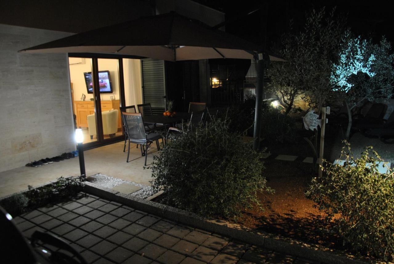 Apartment Relax Villa Salena Slatine Exterior foto