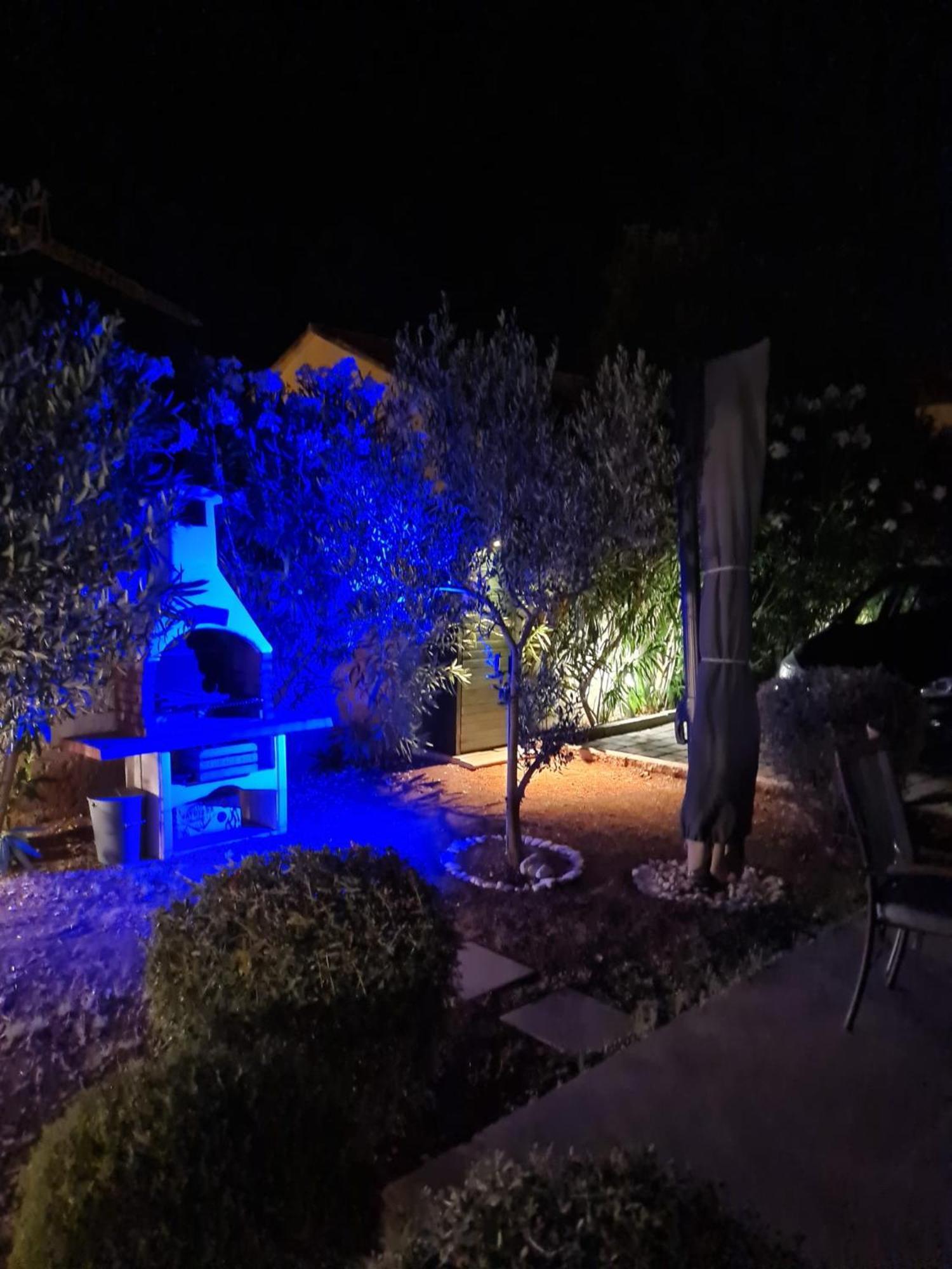 Apartment Relax Villa Salena Slatine Exterior foto