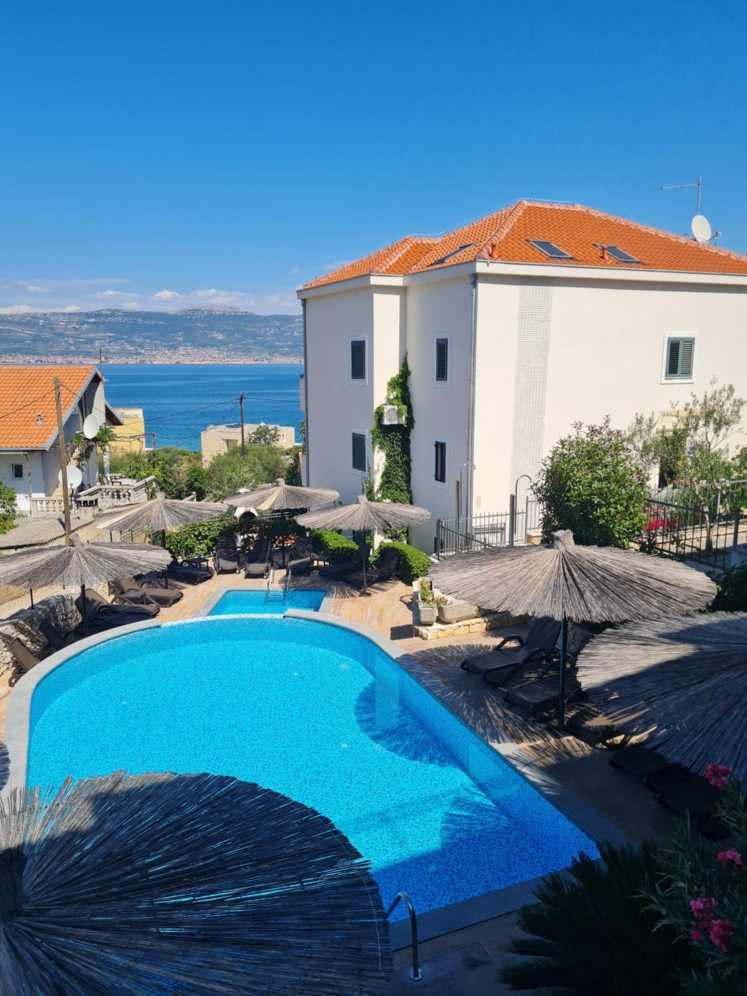 Apartment Relax Villa Salena Slatine Exterior foto